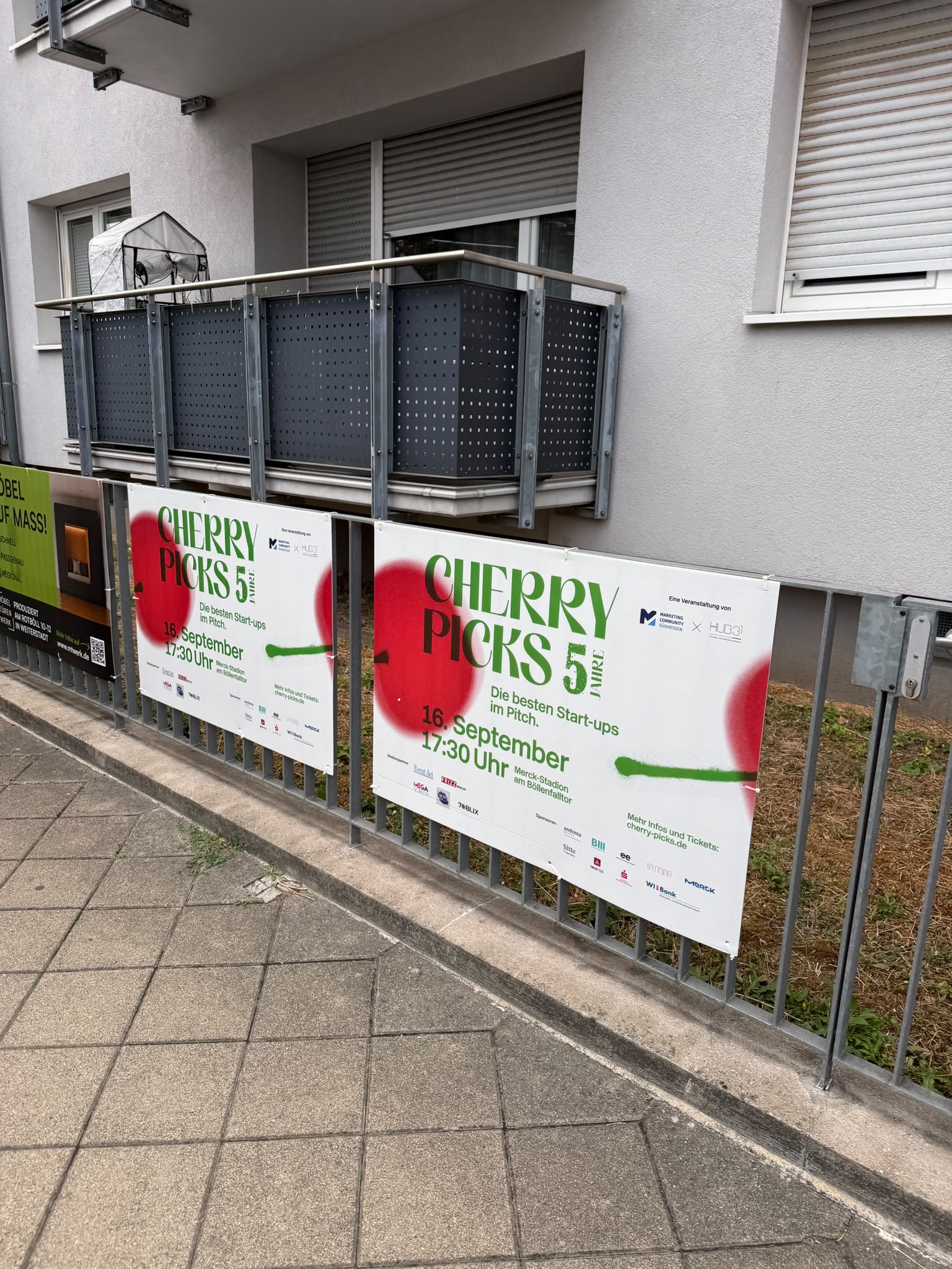 Cherrypicks - DIN A0 Easyplate Plakatwerbung - Plakat 1