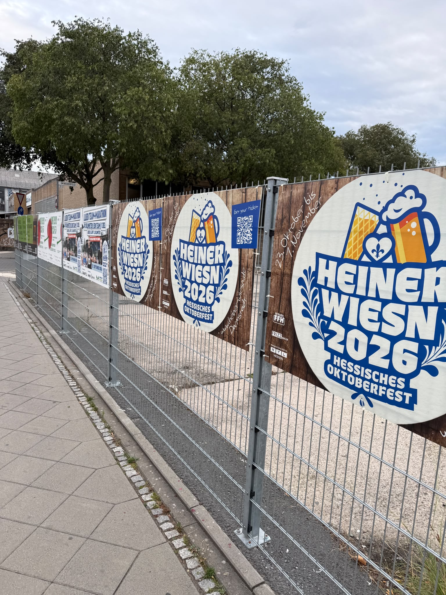 Heiner Wiesn Darmstadt - DIN A0 Plakatwerbung - Hohlkammerplakate 1