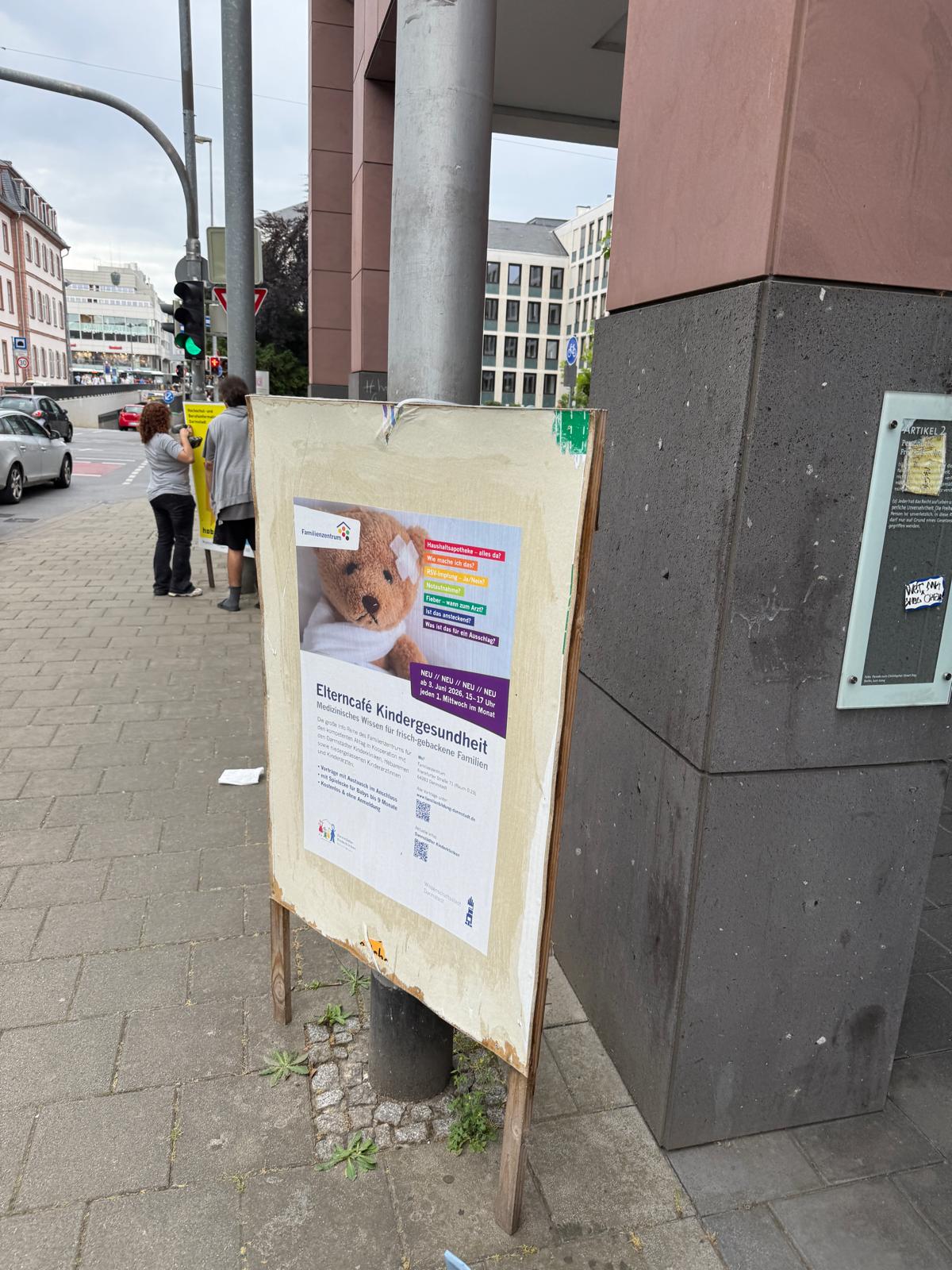 Stadt Darmstadt - Familienzentrum - DIN A1 Plakatwerbung - Plakat 1